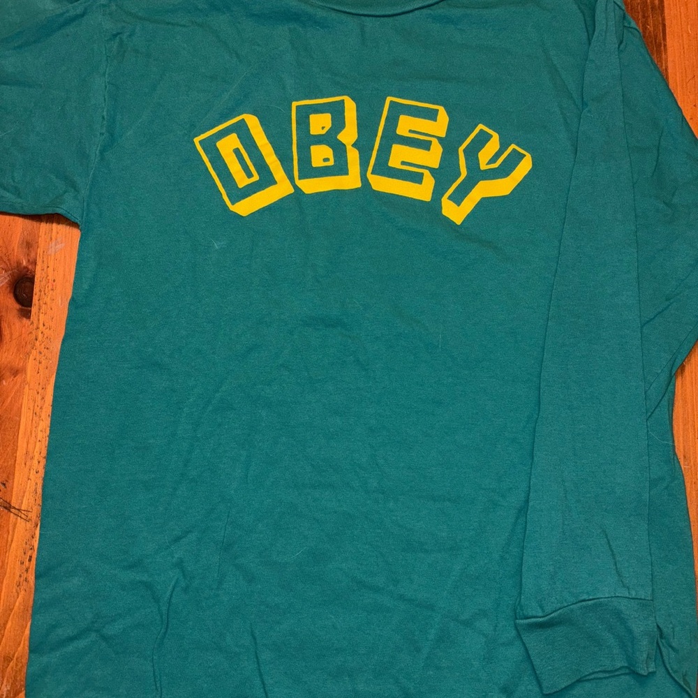 Obey Men's Green Shirt